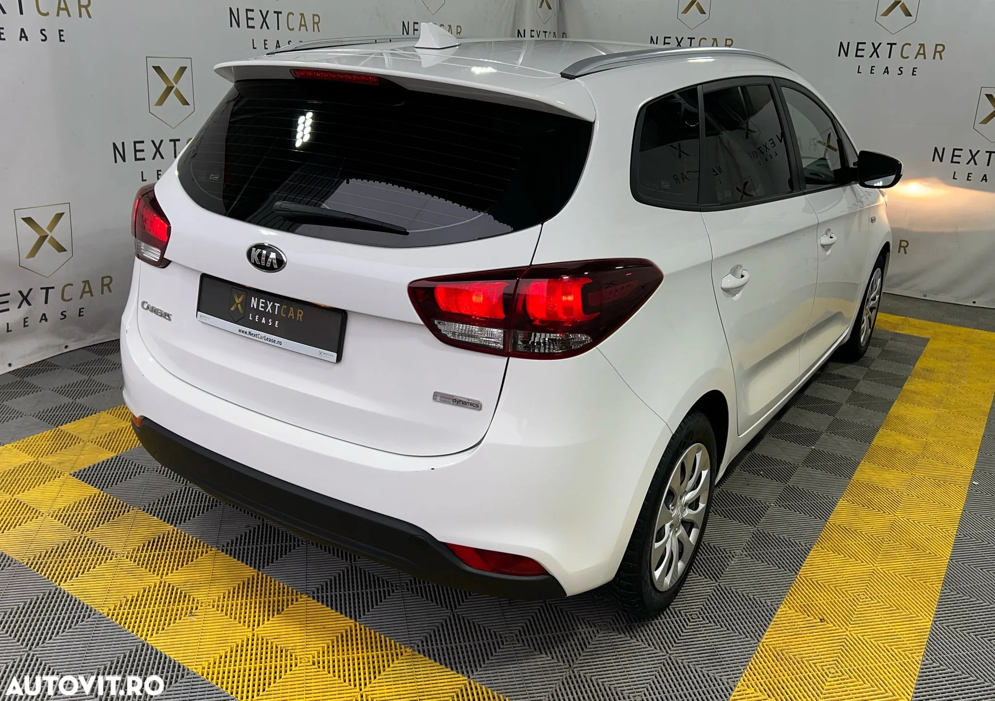 Kia Carens 1.7 DSL Family - 4