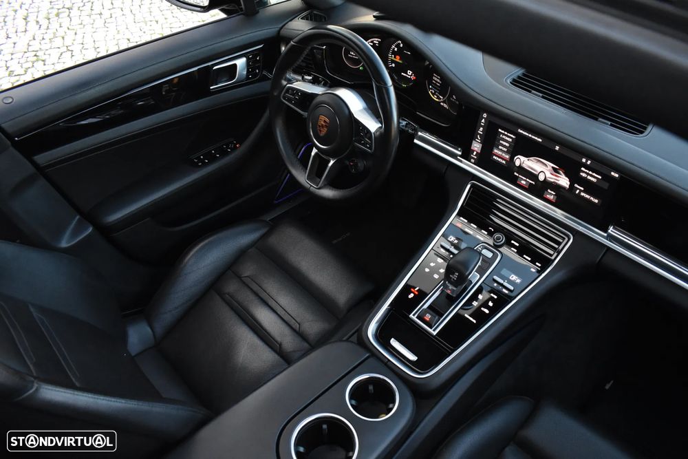 Porsche Panamera Sport Turismo 4 E-Hybrid Platinum Edition - 20