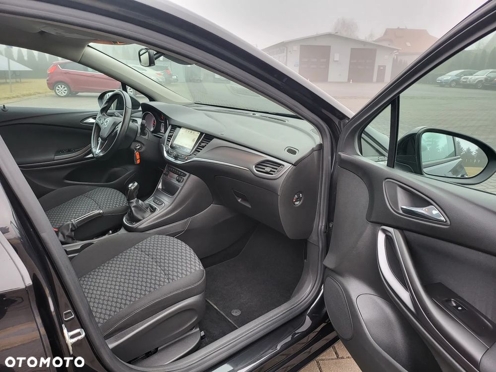 Opel Astra - 25