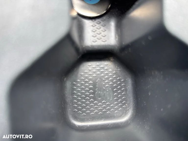 Ford Tourneo Connect 2.0L EcoBlue SWB Active - 18
