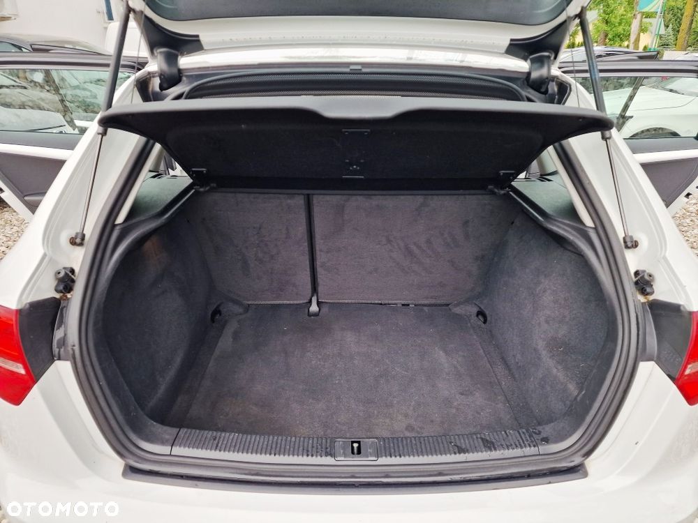 Audi A3 Sportback - 18