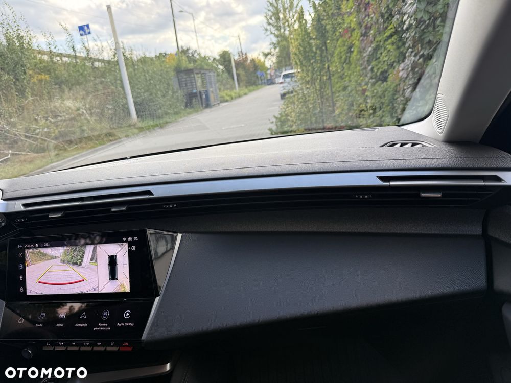 Peugeot 308 - 8
