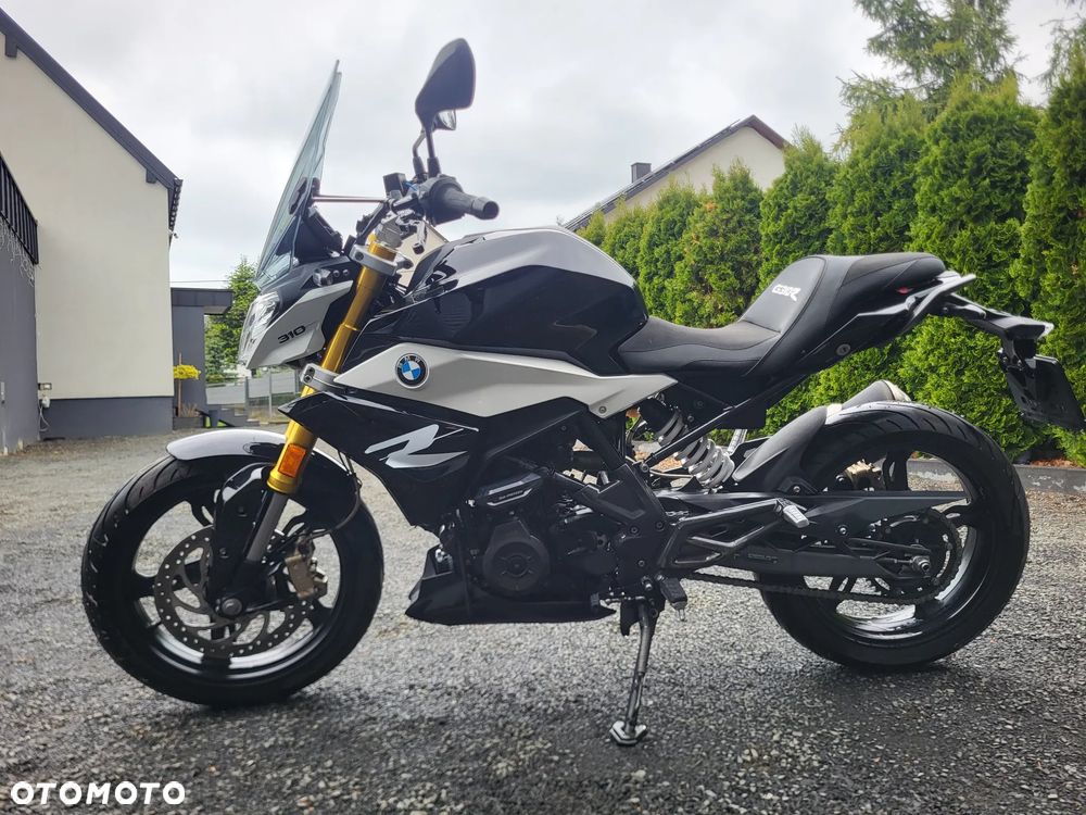 BMW G - 7