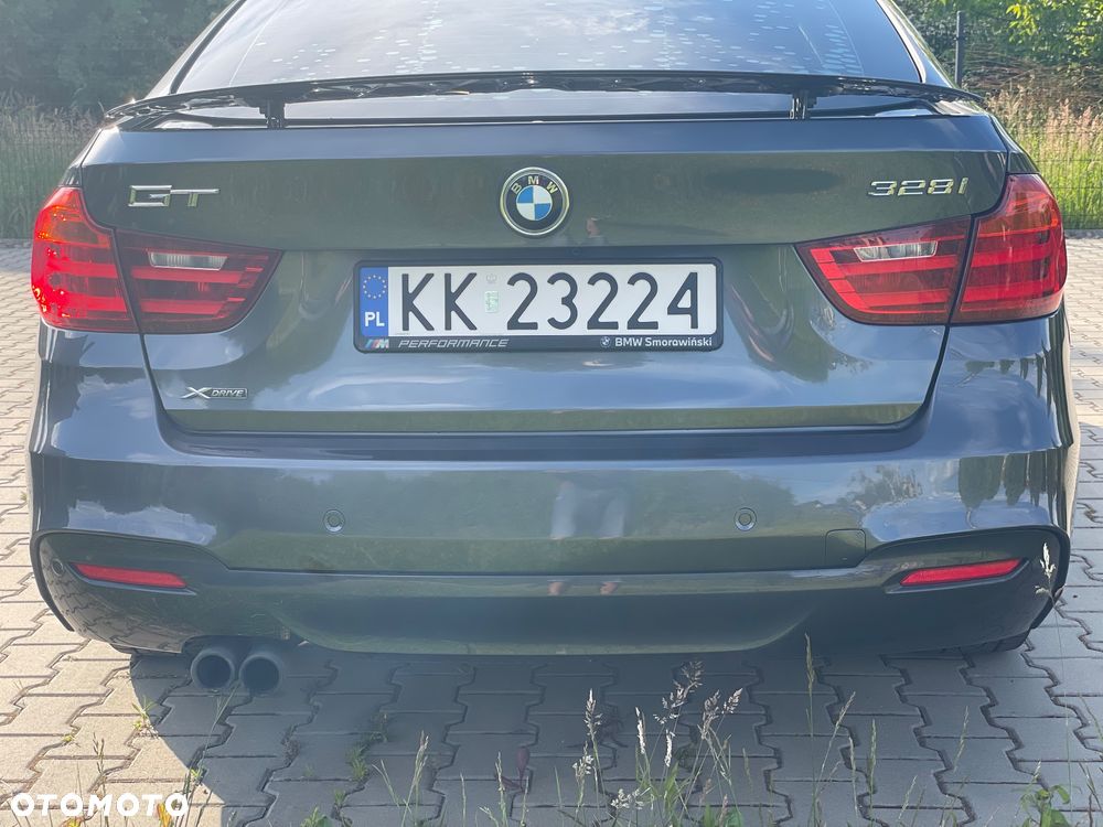 BMW 3GT 328i xDrive Sport-Aut M Sport - 16