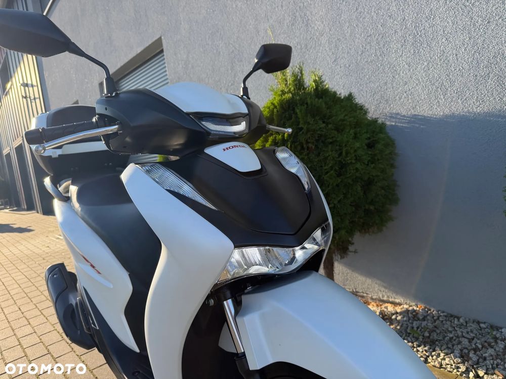 Honda SH - 24