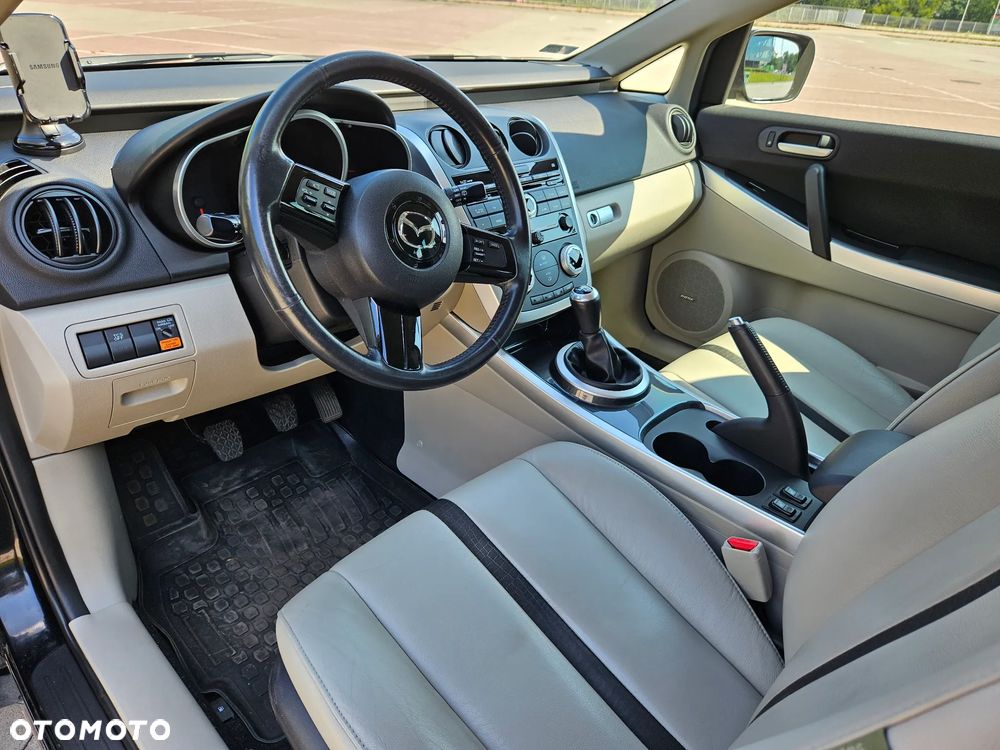 Mazda CX-7 - 12