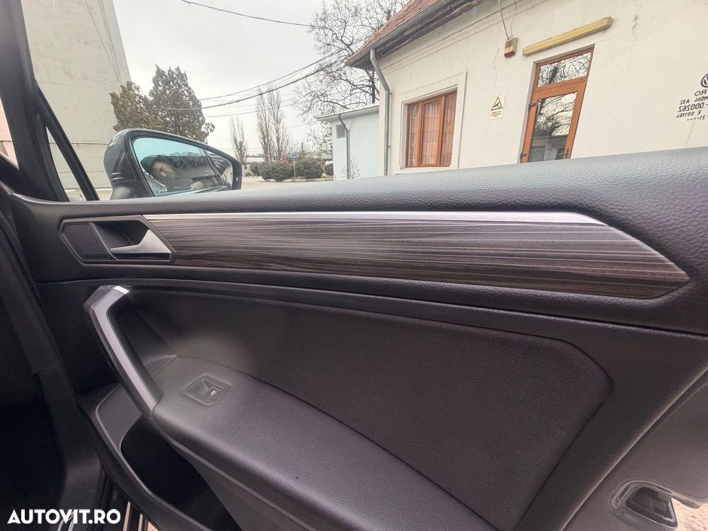 Volkswagen Tiguan - 37