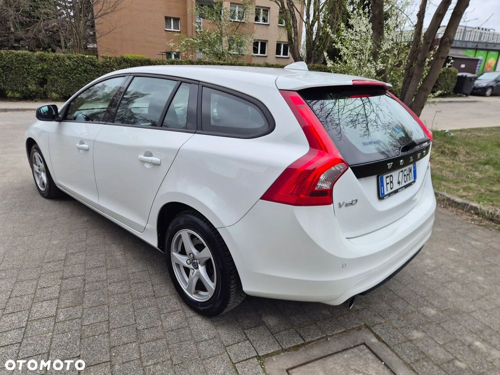 Volvo V60 D2 - 5