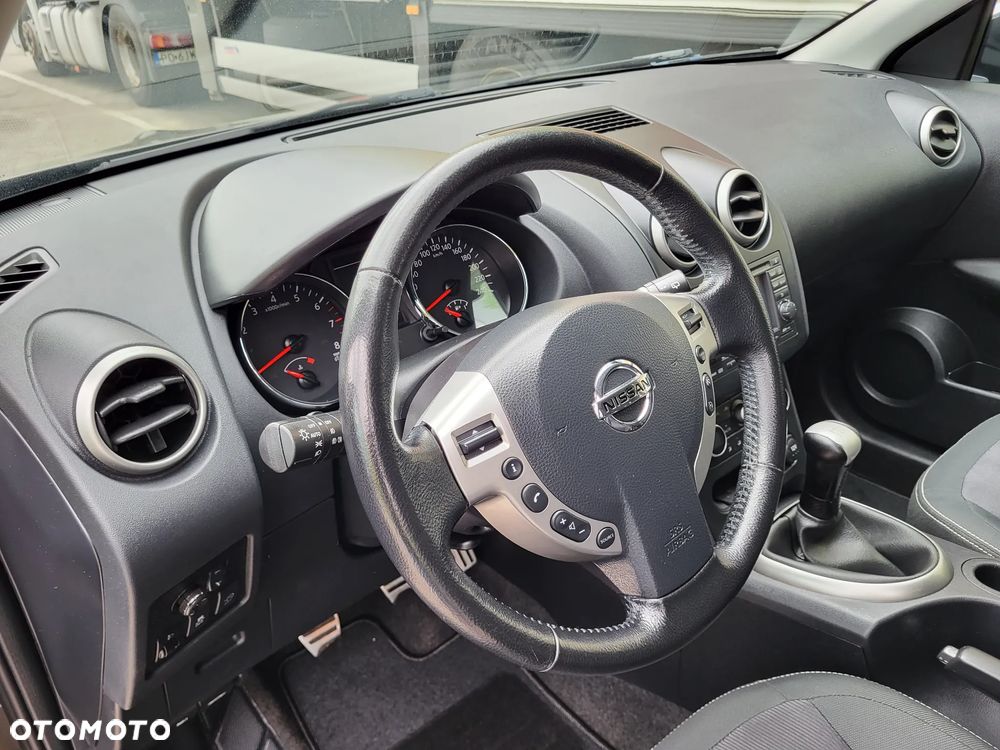 Nissan Qashqai 1.6 Tekna - 19