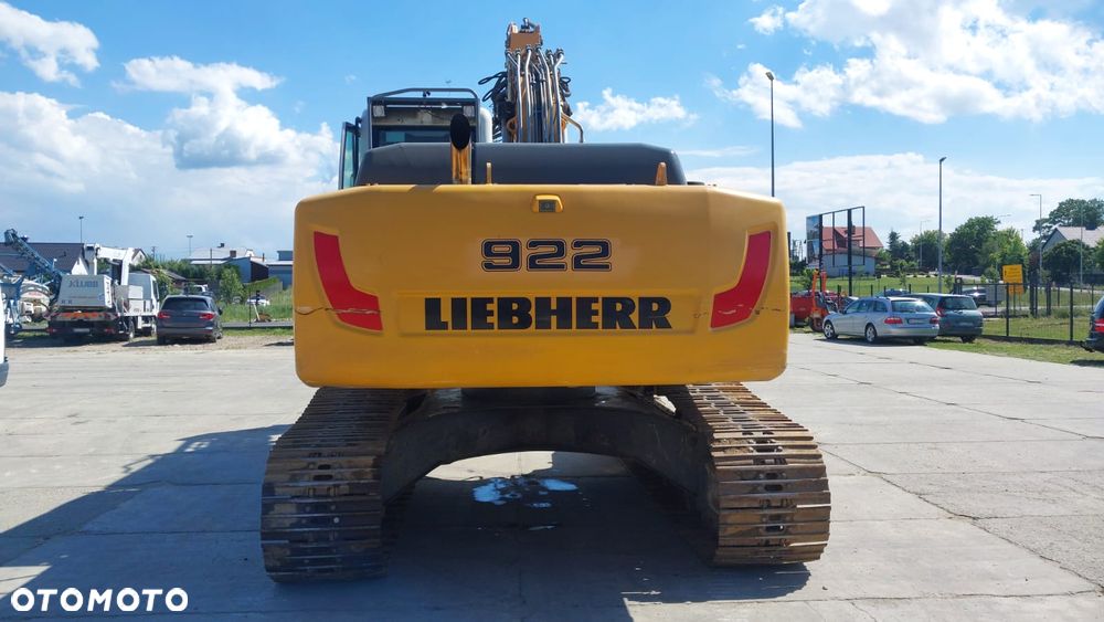 Liebherr R922 - 15