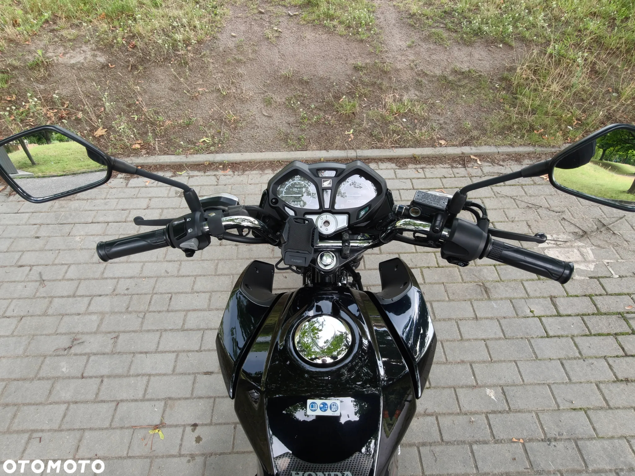 Honda CB - 2