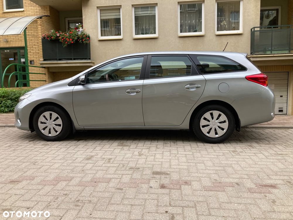 Toyota Auris 1.33 VVT-i Life - 5