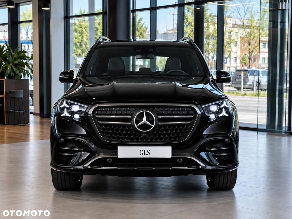 Mercedes-Benz GLS - 3