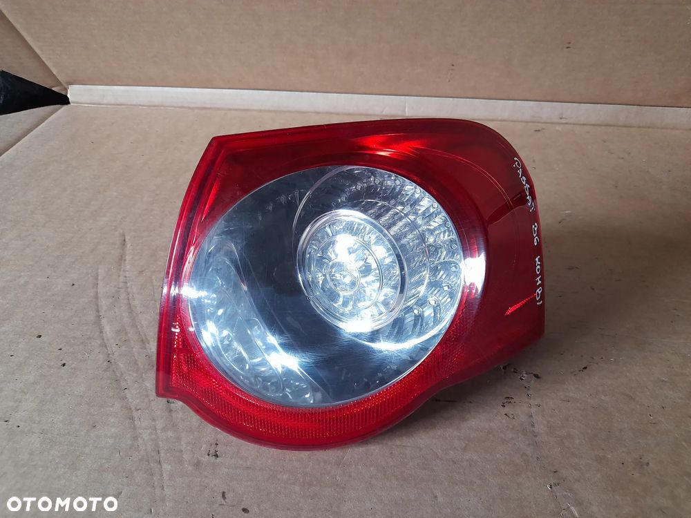 Lampa tylna lewa lub prawa Passat B6 kombi - 6
