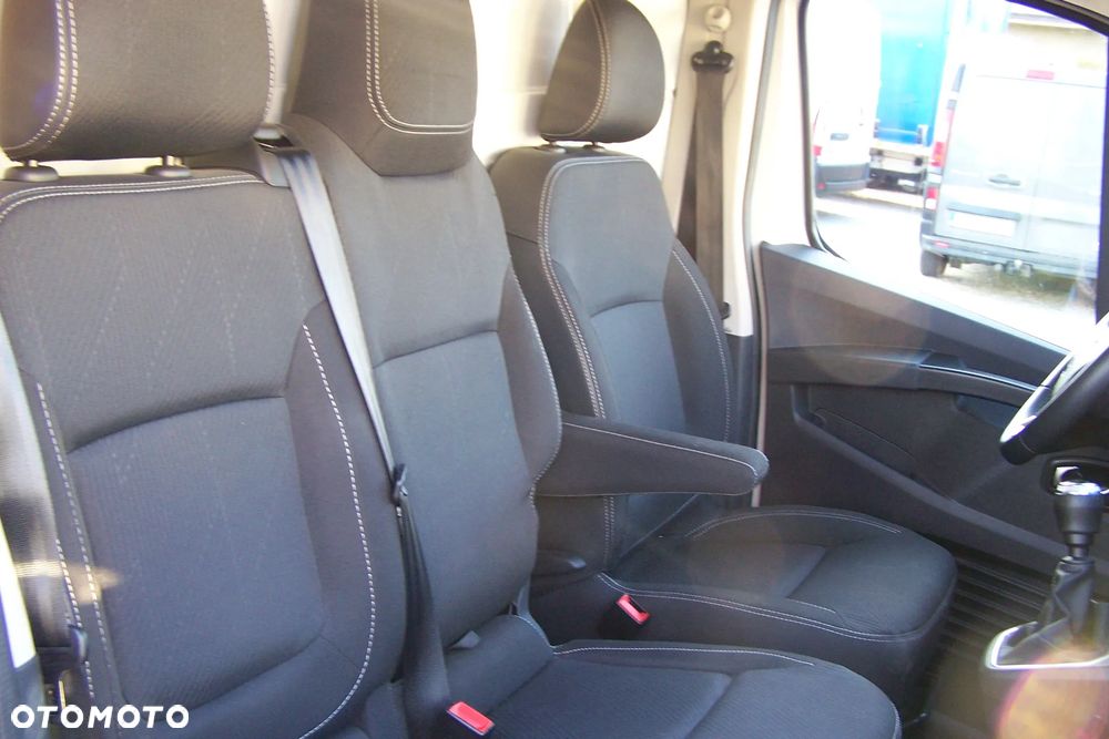 Renault Trafic - 14