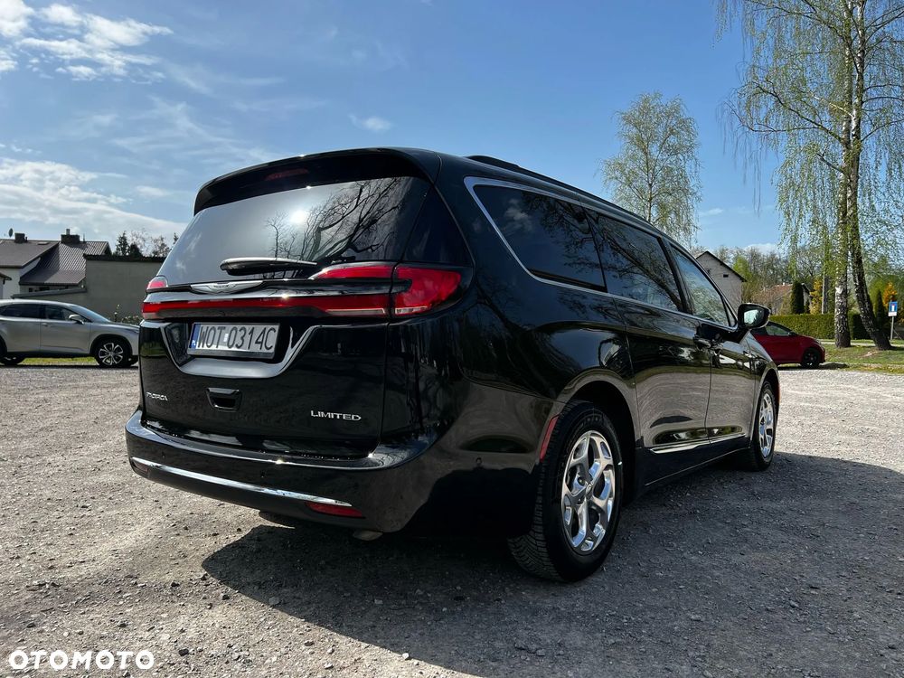 Chrysler Pacifica - 7