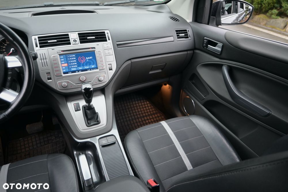 Ford Kuga 2.0 TDCi 4x4 Titanium - 21