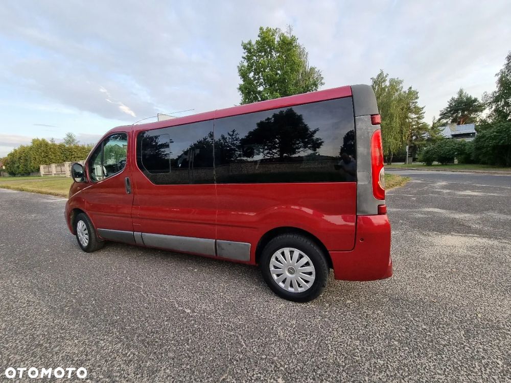 Opel Vivaro L2H1 2.9t - 7
