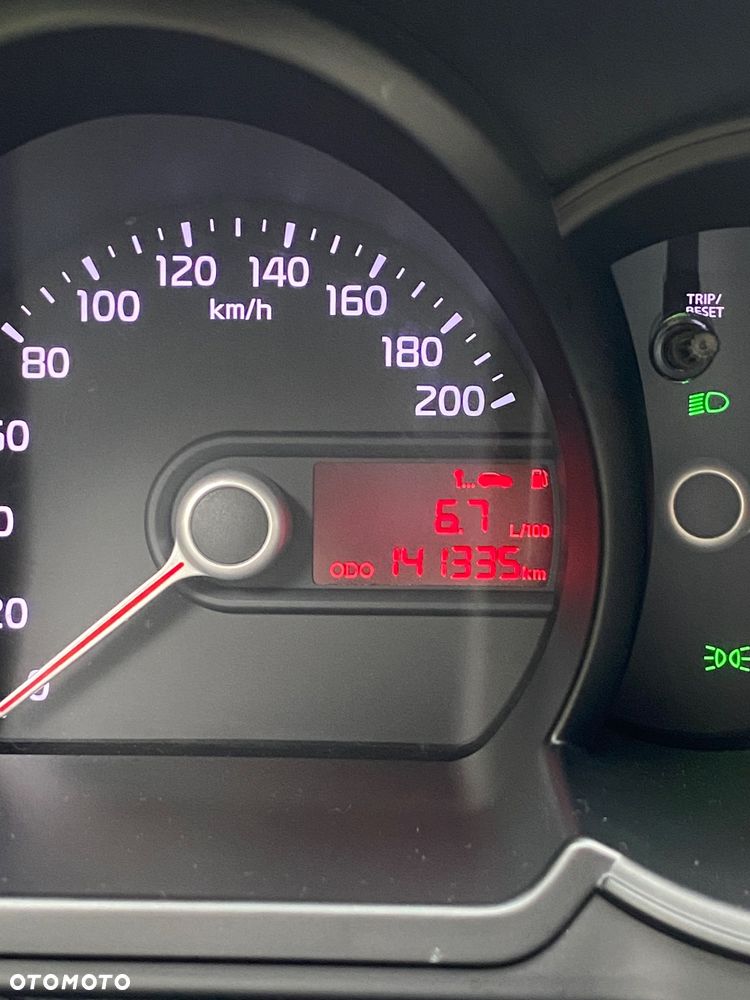 Kia Picanto 1.2 L - 11