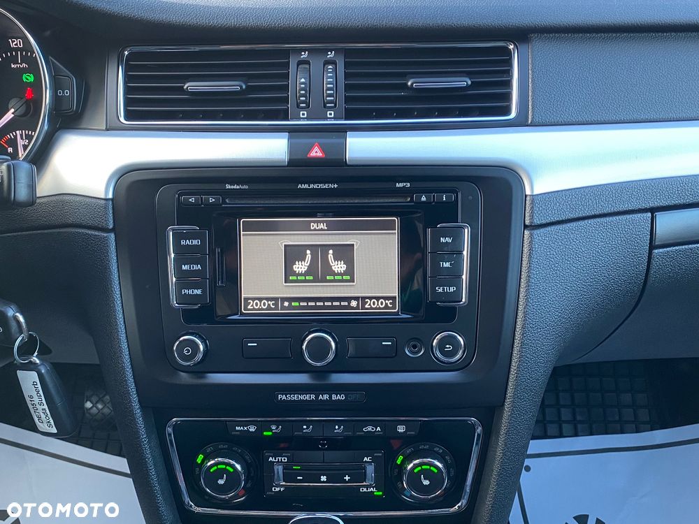 Skoda Superb 2.0 TDI DSG Elegance - 14
