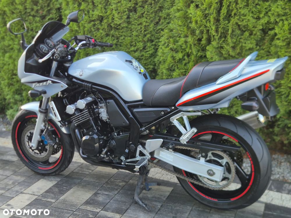 Yamaha FZ6 - 6