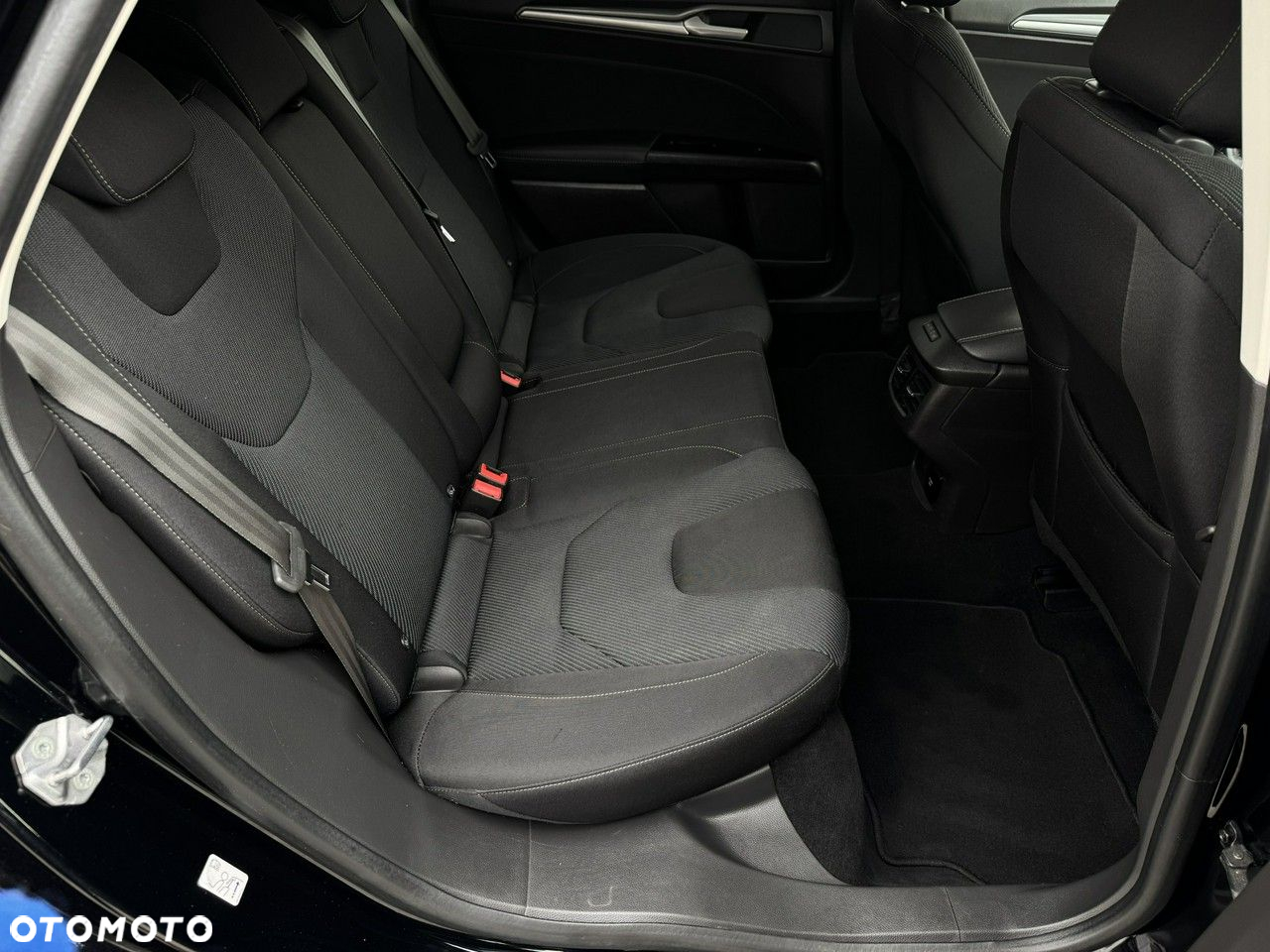 Ford Mondeo - 22