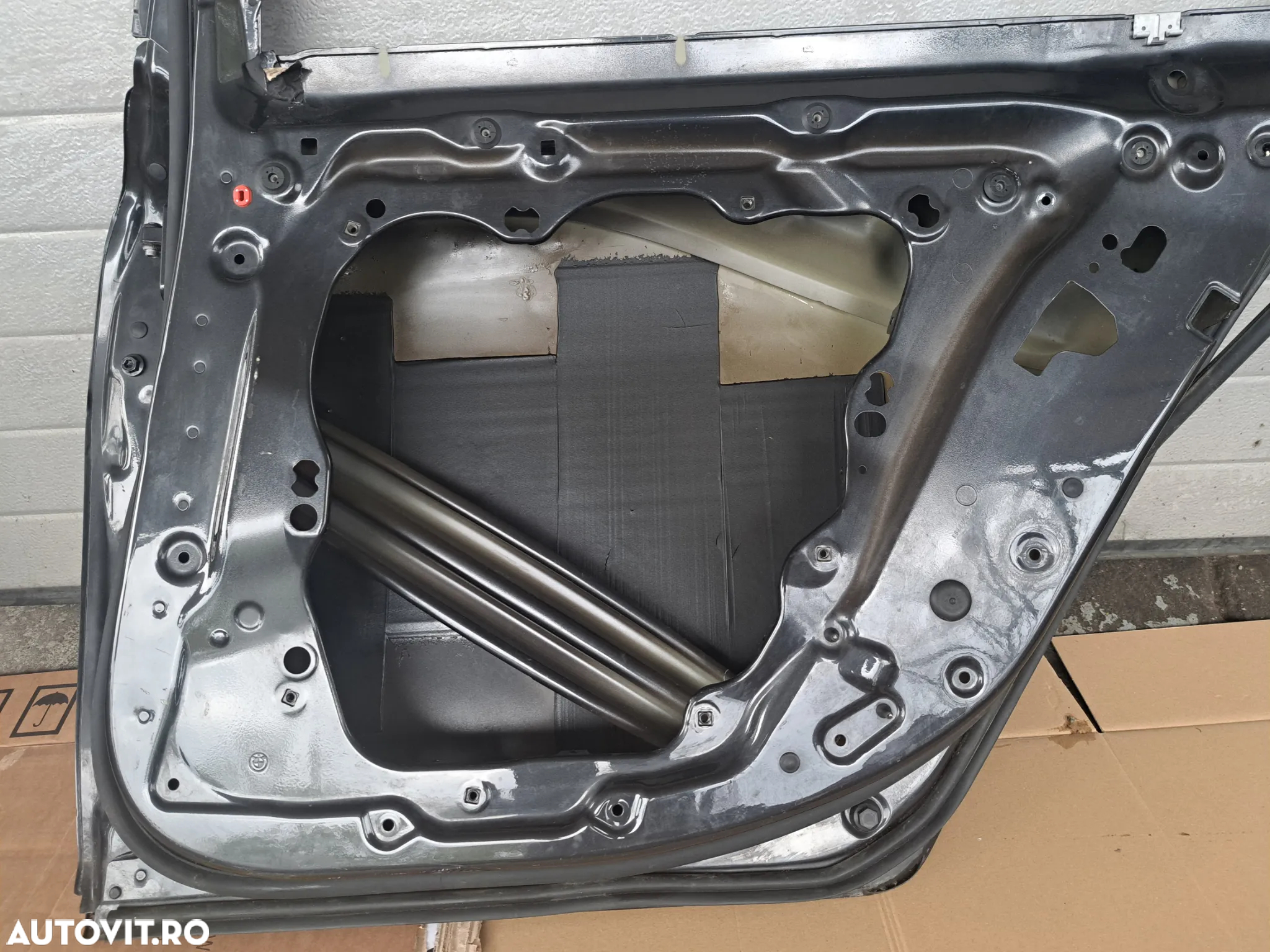 Usa dreapta spate gri sobolan ( gri inchis ) BMW G11 G11  LCI goala, reparata ( chituita si vopsita ) - 3