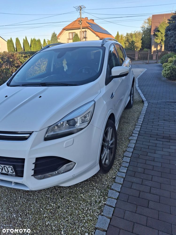 Ford Kuga 2015 photo 2