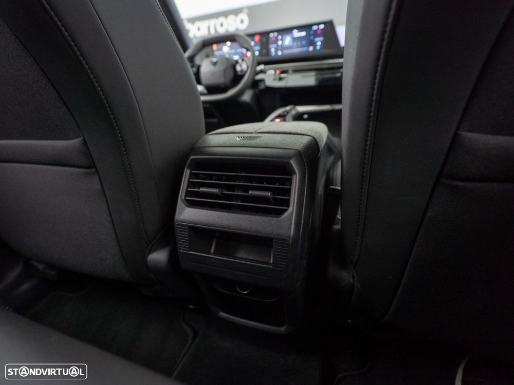 Peugeot 3008 1.2 Hybrid Allure e-DCS6 - 39