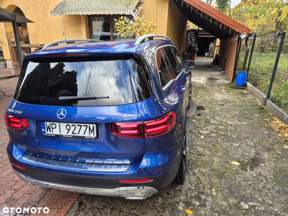 Mercedes-Benz GLB 250 4Matic 8G-DCT Edition AMG Line - 10