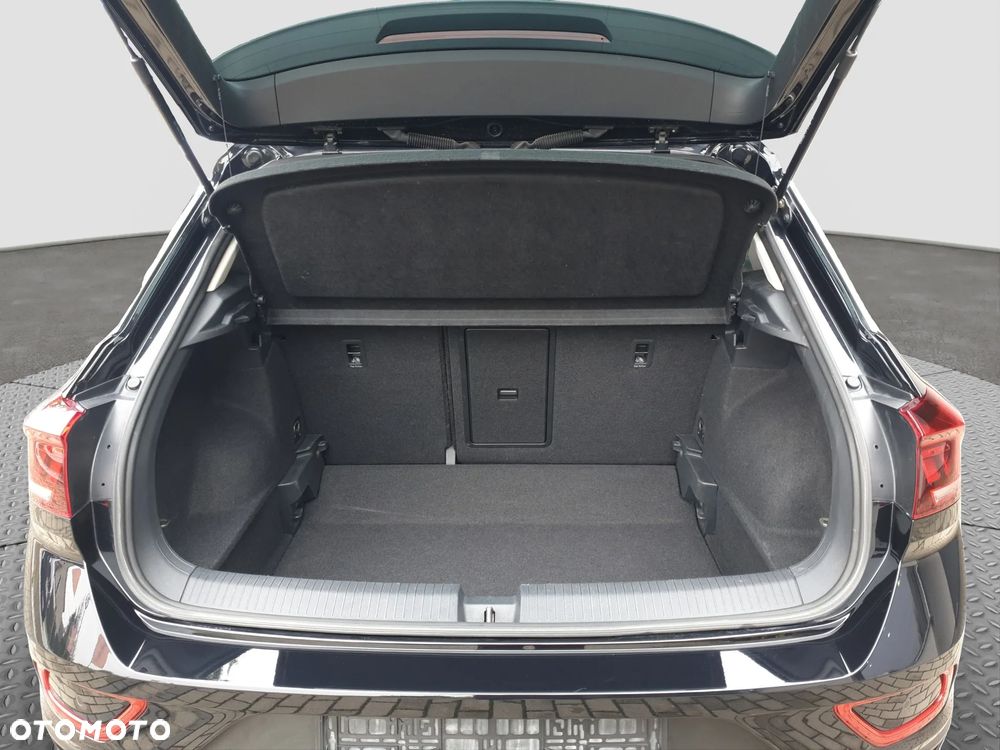 Volkswagen T-Roc 1.5 TSI Life - 25