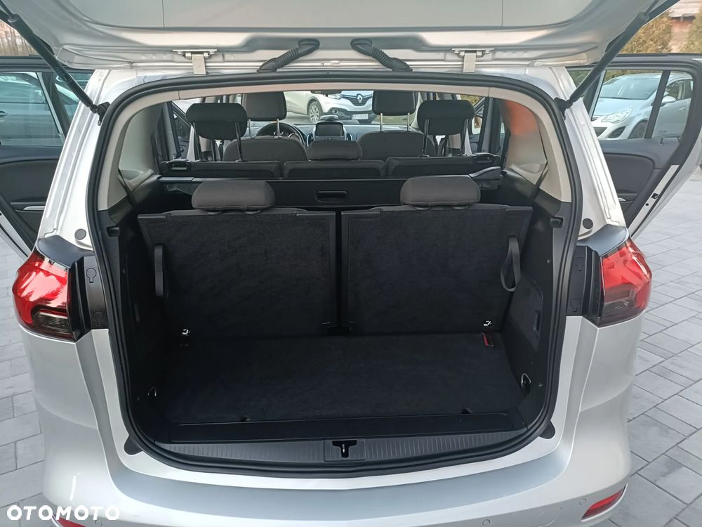 Opel Zafira - 22