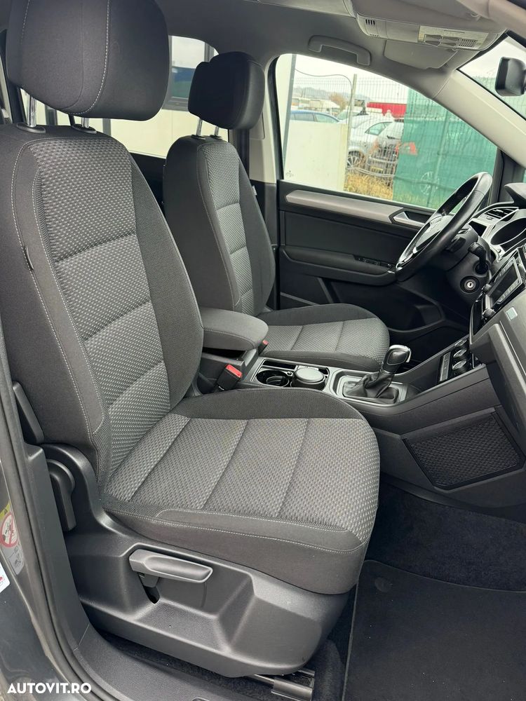 Volkswagen Touran 1.4 TSI DSG Comfortline - 12