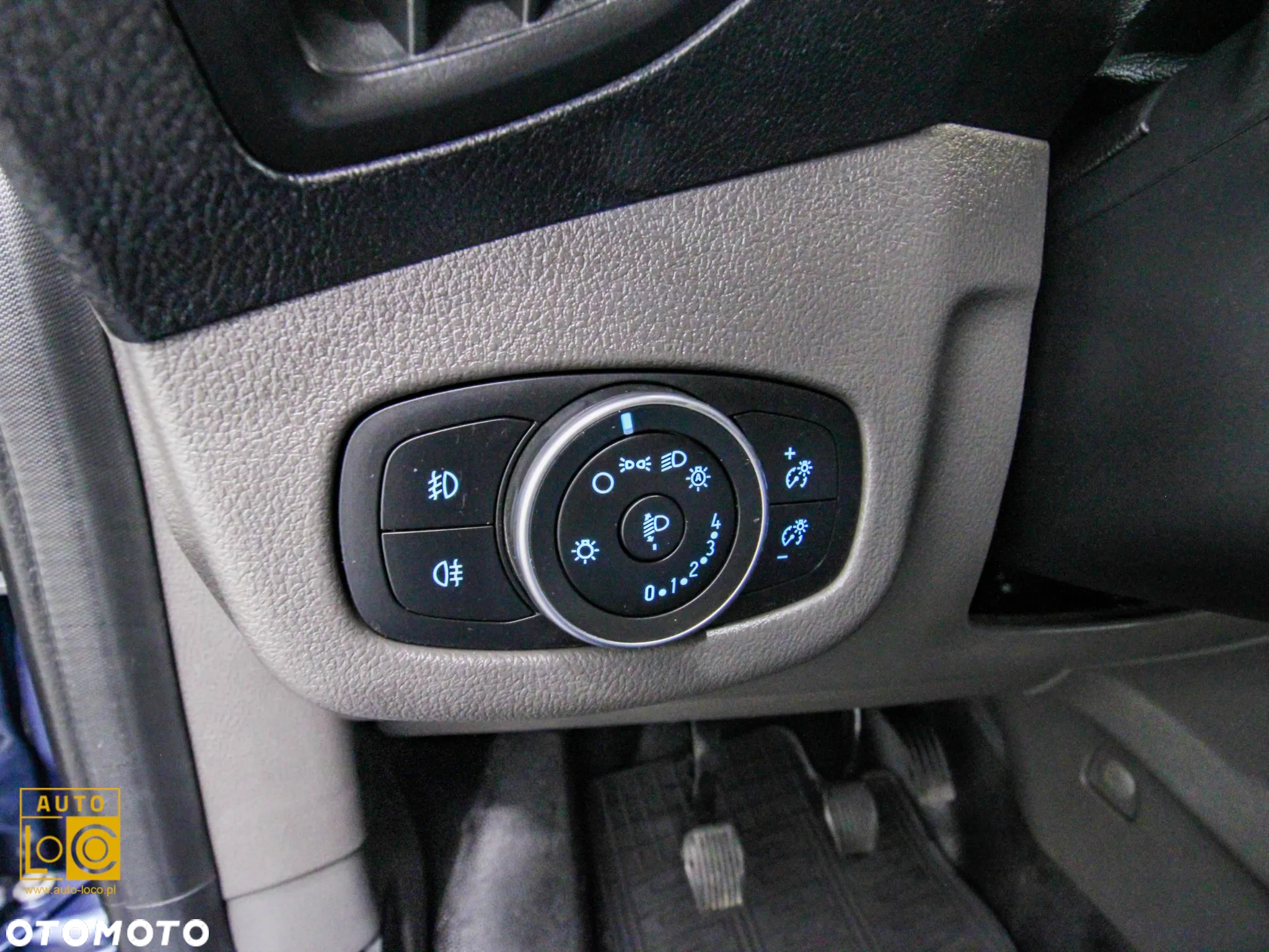 Ford TRANSIT CONNECT L2 FURGON - 28