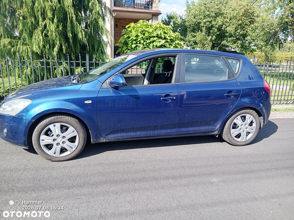 Kia Ceed 1.6 CRDi LX - 7