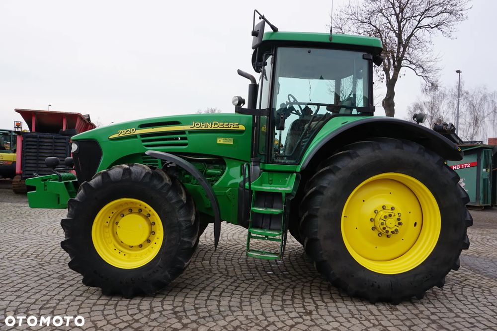 John Deere 7920 - 6
