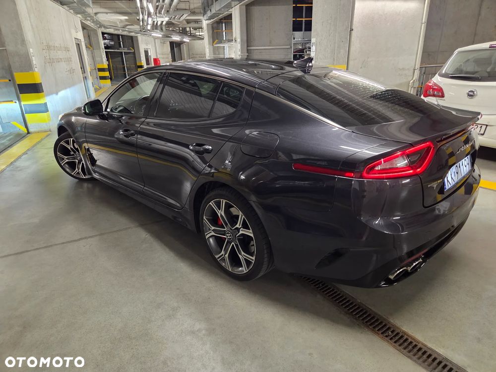 Kia Stinger 3.3 T-GDI V6 GT AWD - 25