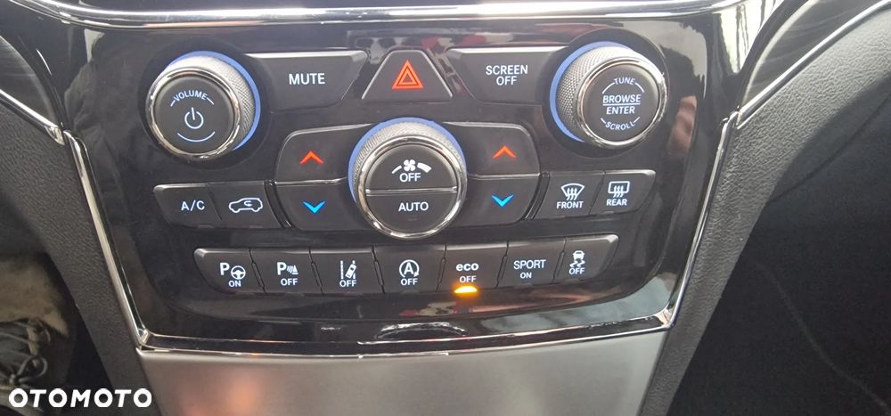 Jeep Grand Cherokee 3.6 V6 Pentastar 4WD Automatik Limited - 23