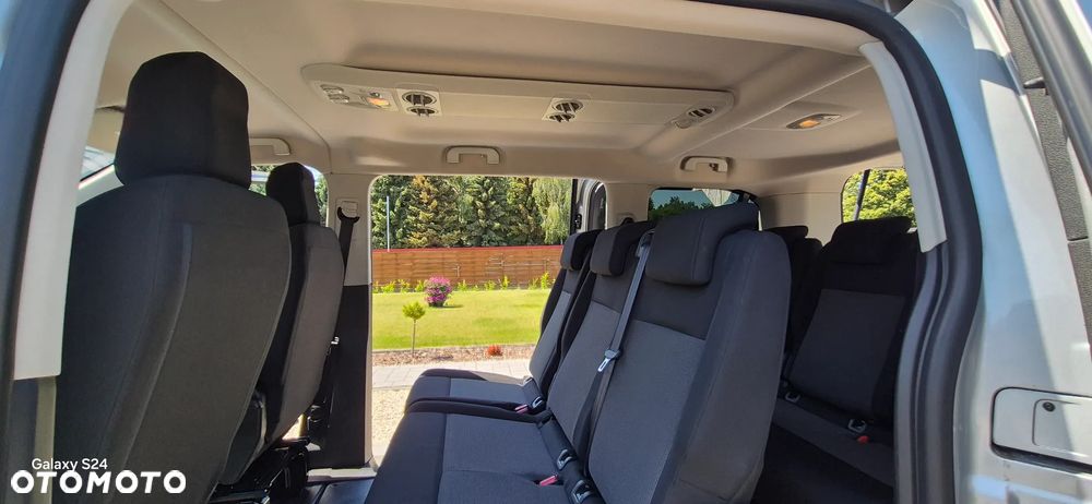 Peugeot Traveller 2.0 BlueHDi Compact Active - 32