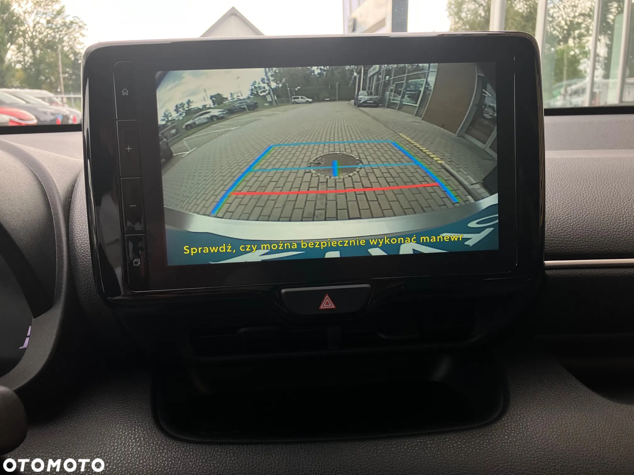 Toyota Yaris Hybrid 1.5 Style - 24
