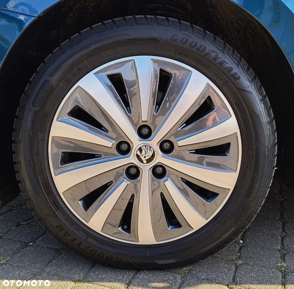 Skoda Superb 2.0 TSI Style DSG - 28