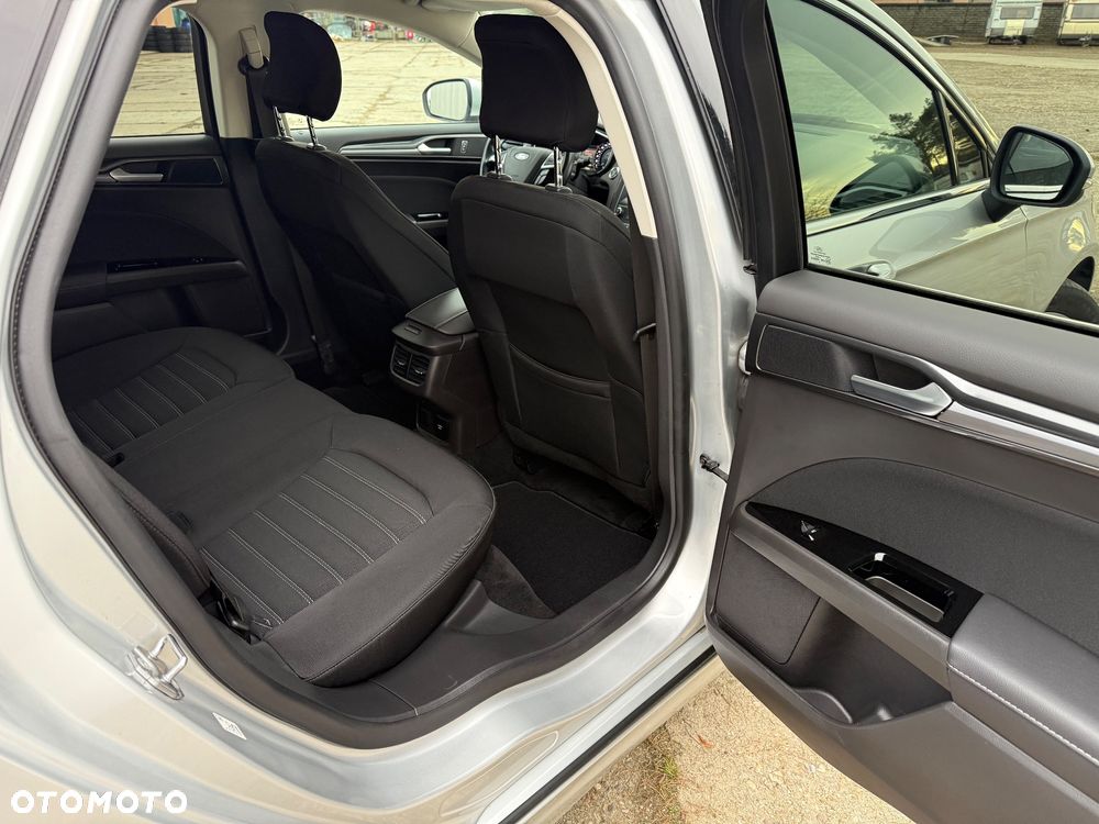 Ford Mondeo 2.0 EcoBlue Titanium - 11