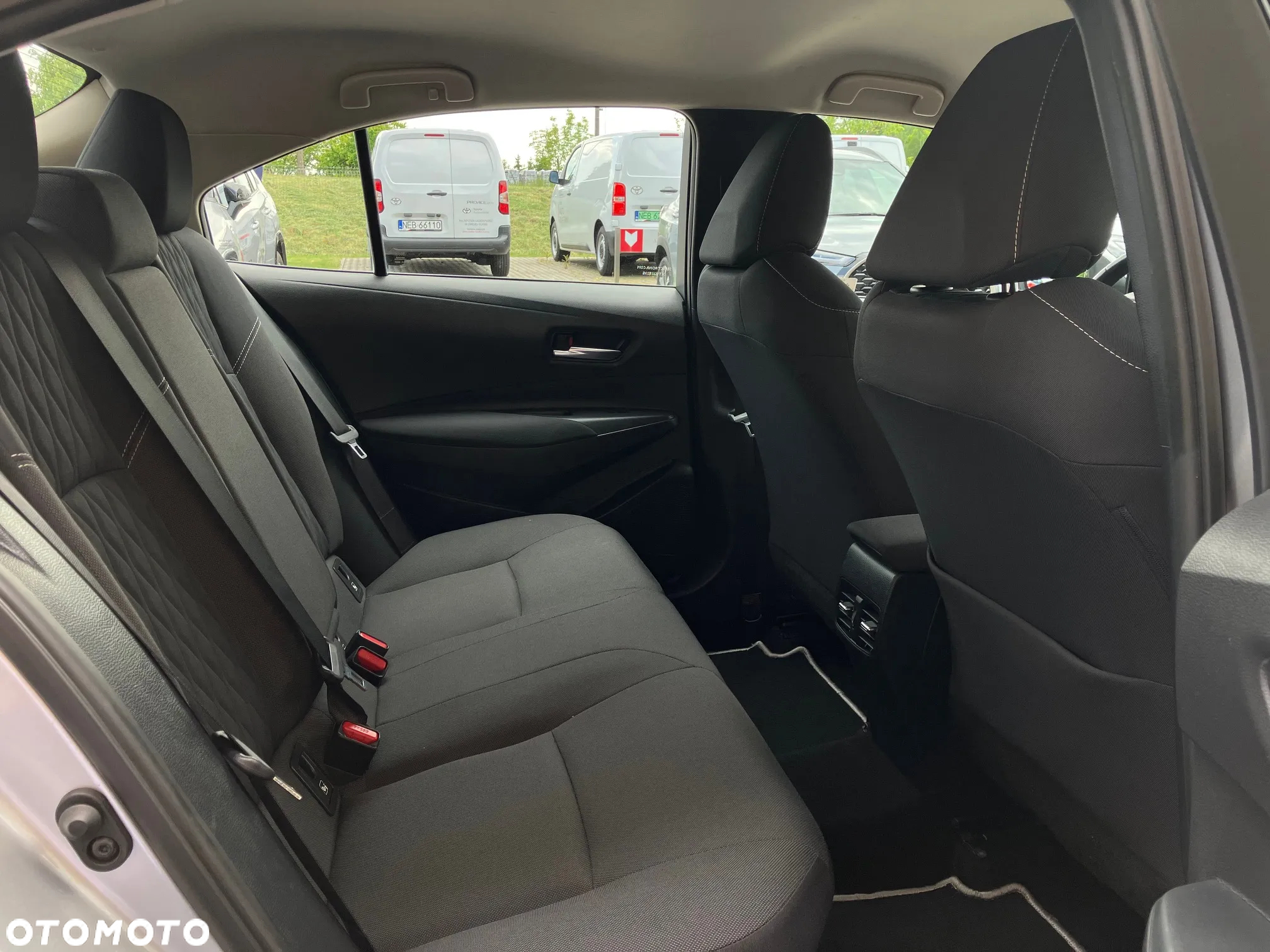 Toyota Corolla 1.8 Hybrid Comfort - 15