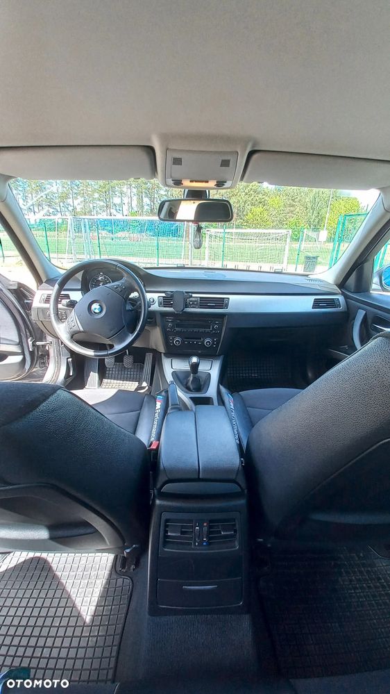 BMW Seria 3 316i - 8