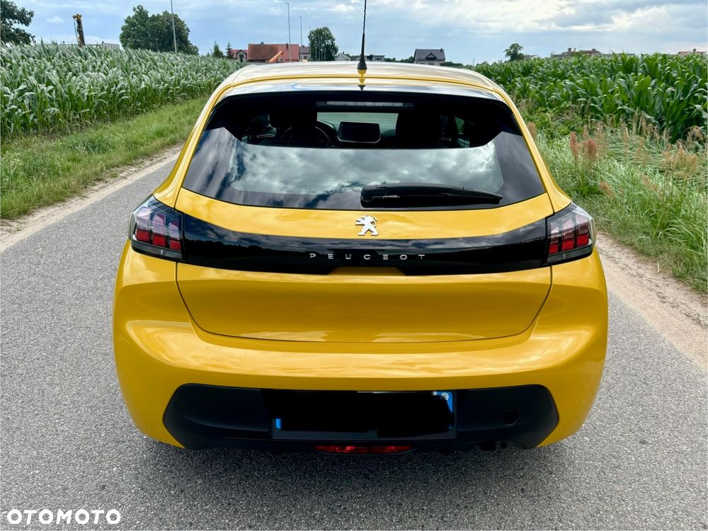 Peugeot 208 - 6