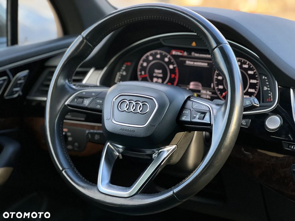 Audi Q7 - 26