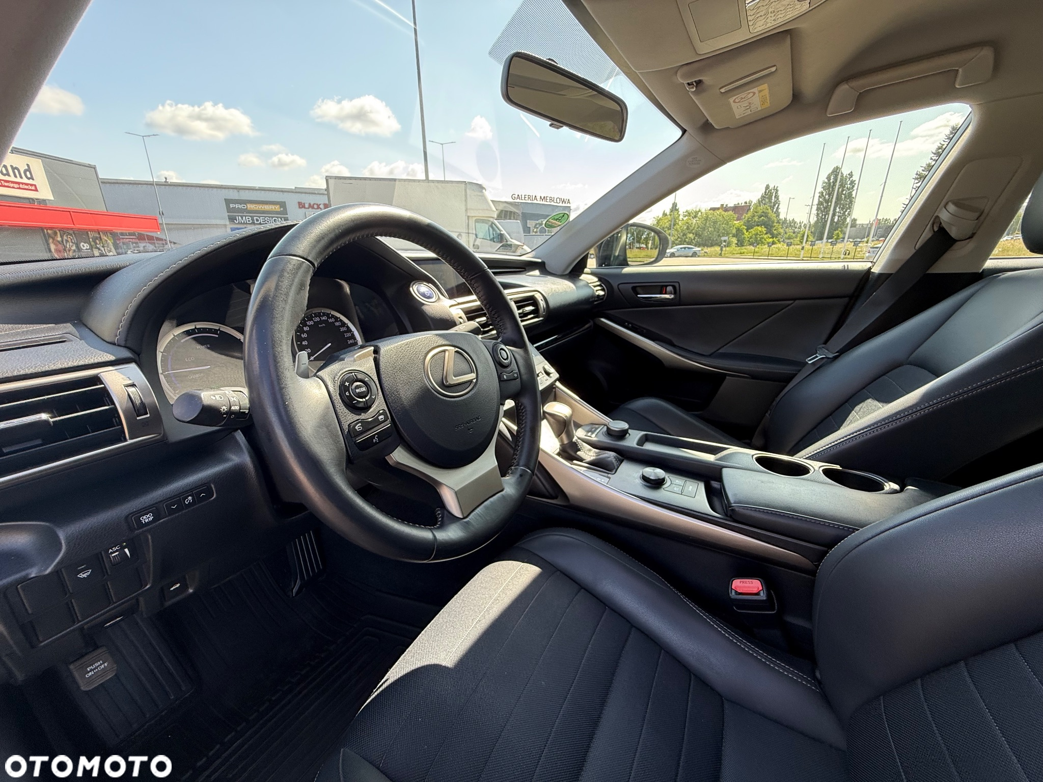 Lexus IS 300h Elite - 20