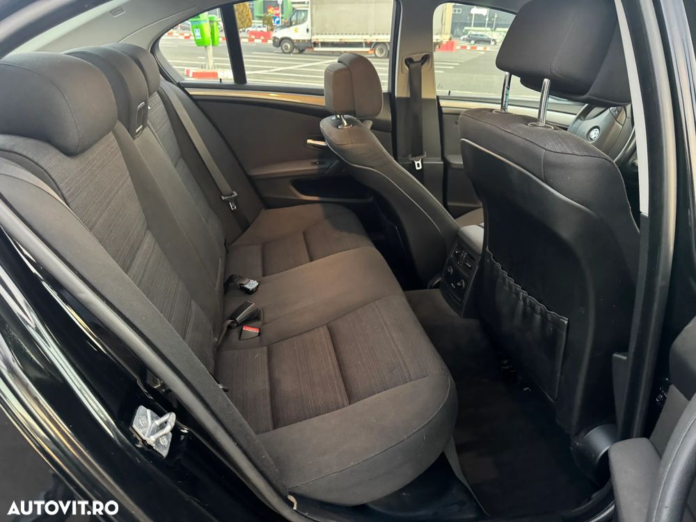 BMW Seria 5 520d Aut. Edition Lifestyle - 30