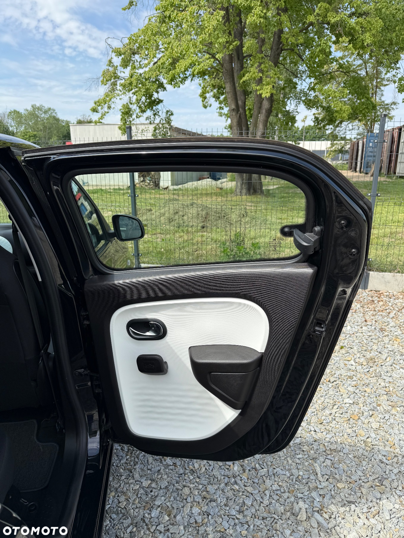 Renault Twingo SCe 65 LIMITED - 18