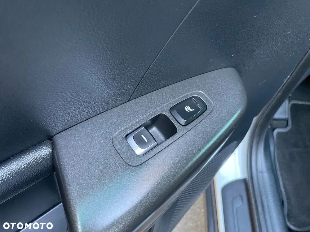 Kia Sportage 1.7 CRDI 2WD Dream-Team Edition - 22